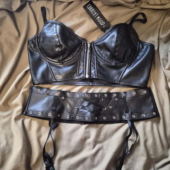 Dolls Kill Other - Dollskill Bra & Garter